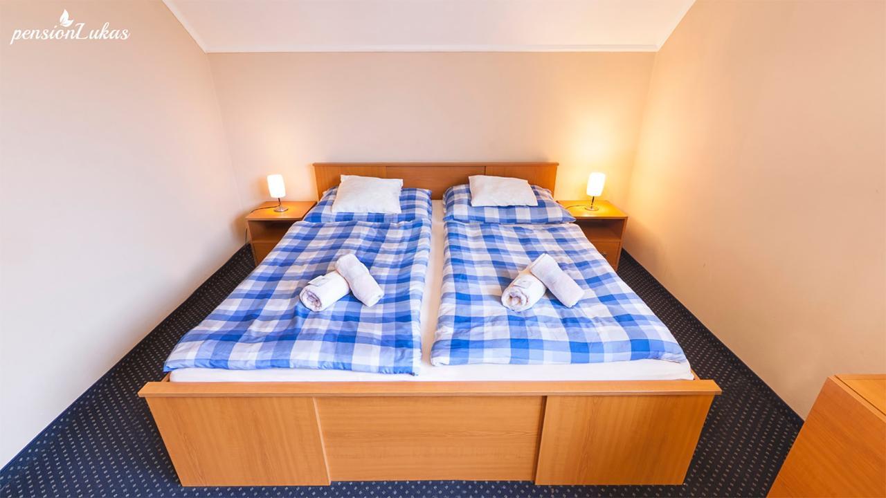 Pension Lukas Karlsbad Exterior foto